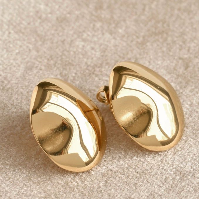 Sculpted Oval Earrings