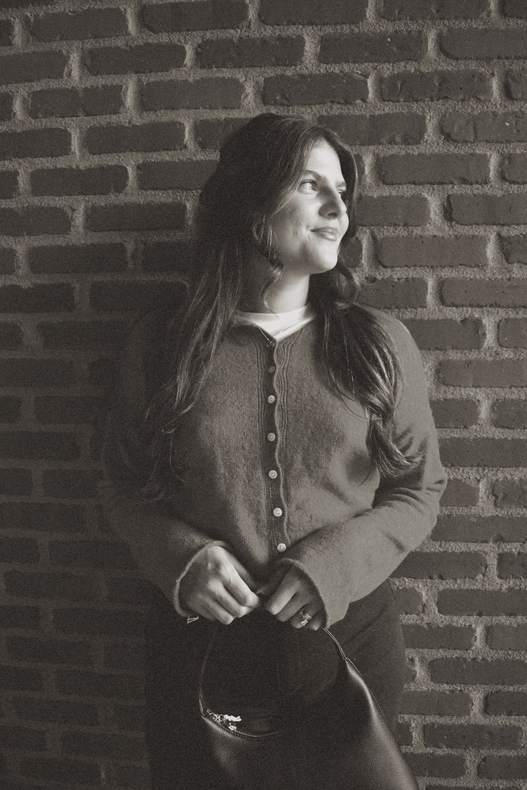 SWEATERS & CARDIGANS